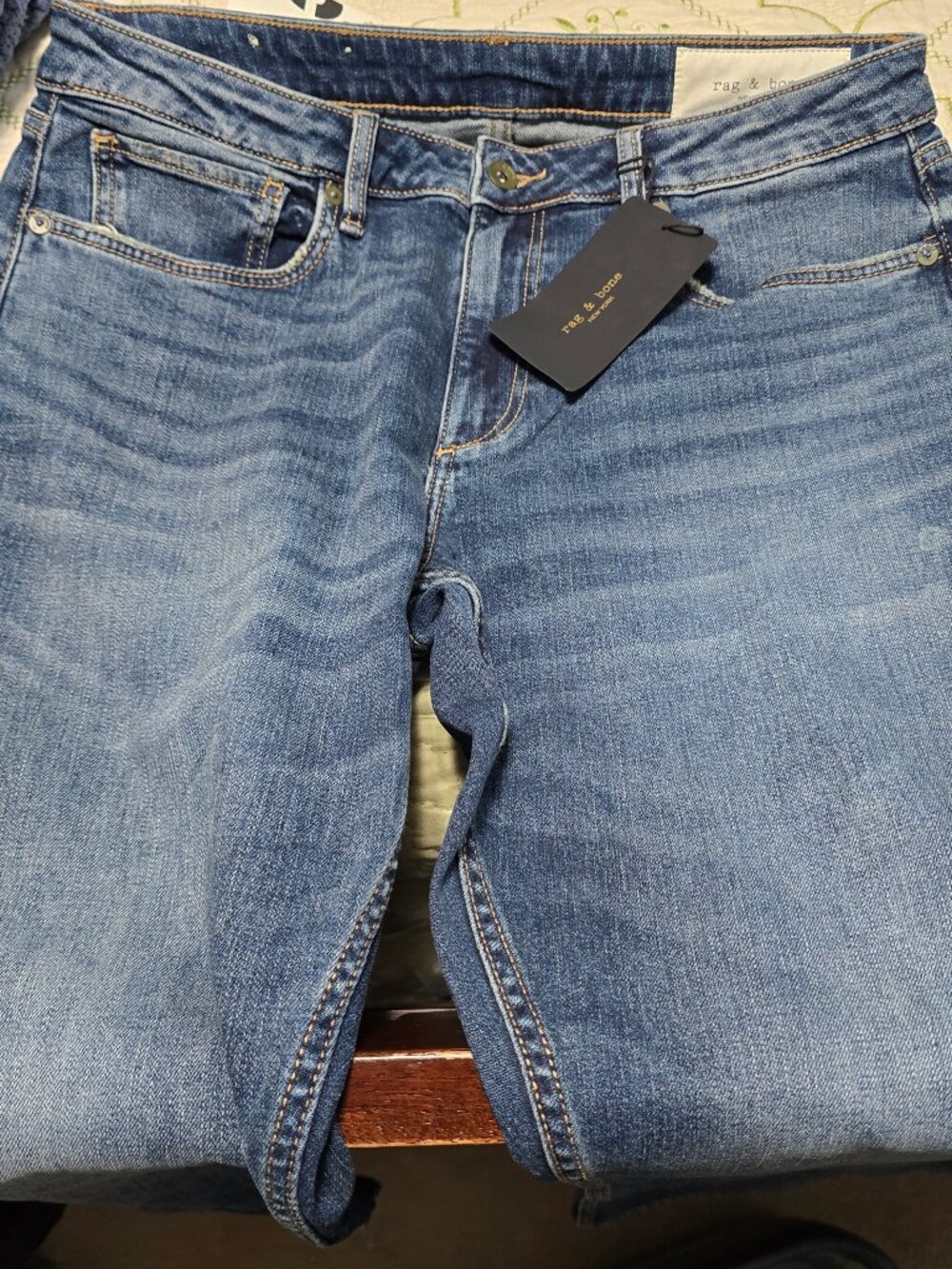 rag & bone rb3 athletic jean in bain wash | 32x30 | Men's